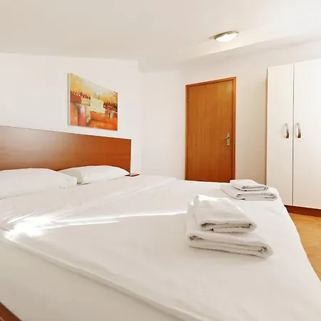 Guest house 