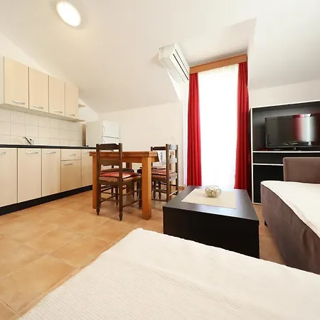 Guest house 